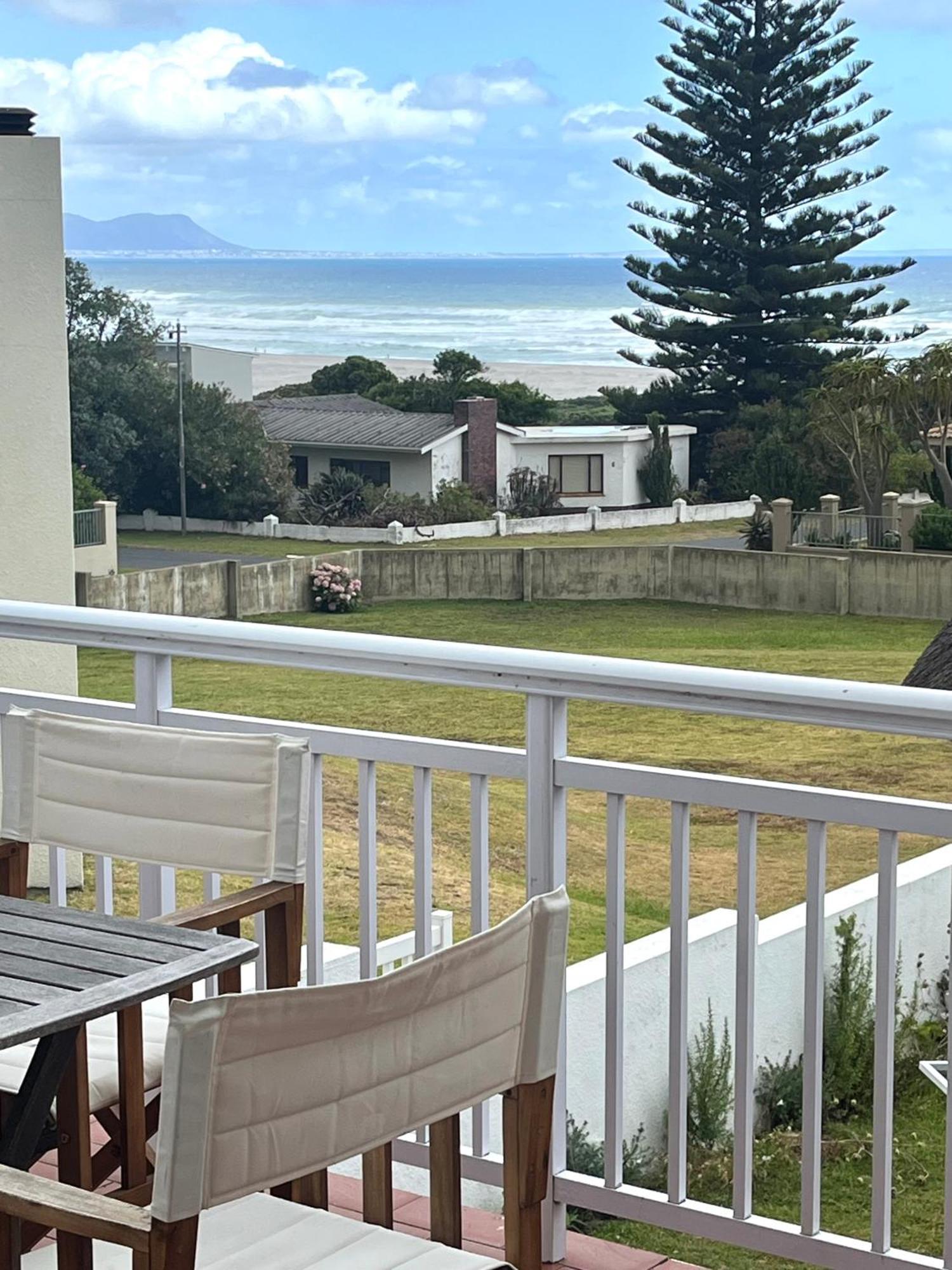 Lala Panzi - Grotto Beach, Voelklip Villa Hermanus Exterior photo